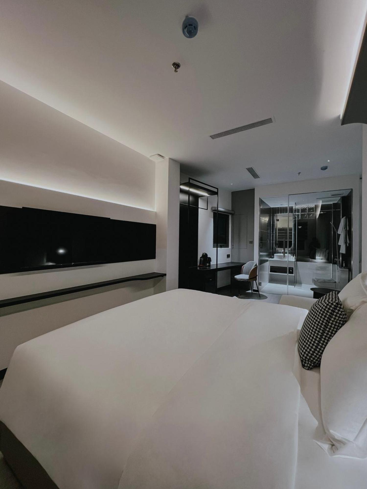 The Concept Hotel Hcmc- District 1 Ho Chi Minh City Exterior photo